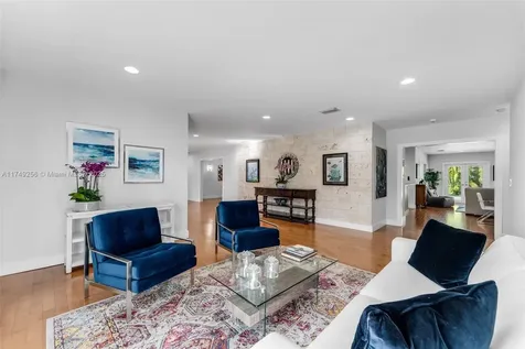 14050 Farmer Road Palmetto Bay FL 33158