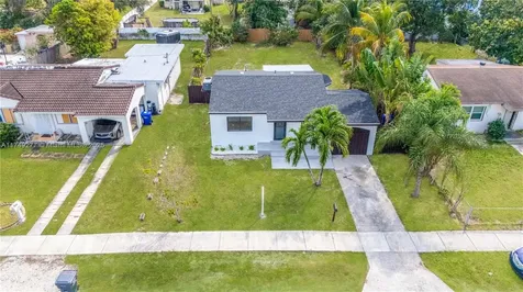 2824 Wiley Street Hollywood FL 33020