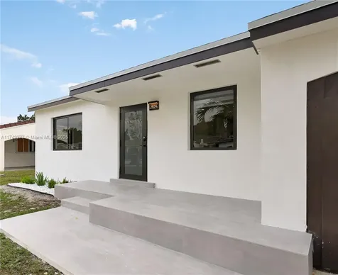 2824 Wiley Street Hollywood FL 33020