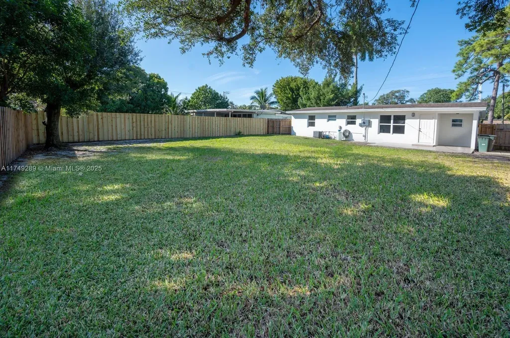 1108 SW 22nd Terrace Fort Lauderdale FL 33312