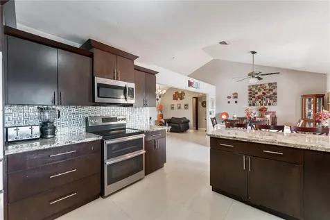 1001 NW 127th Place Miami FL 33182