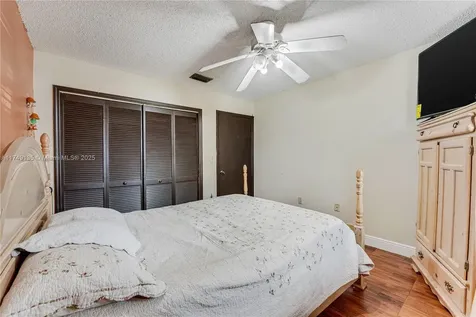 1001 NW 127th Place Miami FL 33182