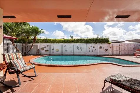 1001 NW 127th Place Miami FL 33182