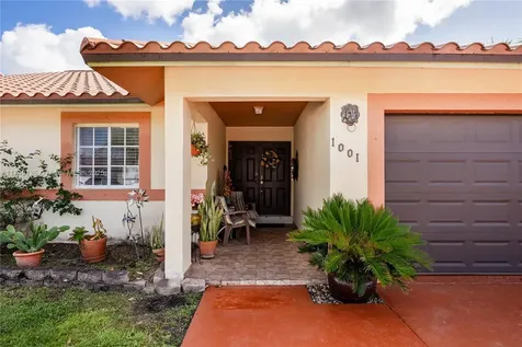 1001 NW 127th Place Miami FL 33182