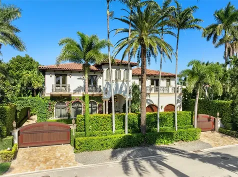 1535 W 27th Street Miami Beach FL 33140
