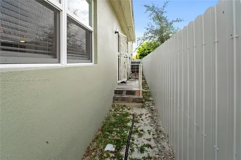 1721 NW 55th Terrace Miami FL 33142