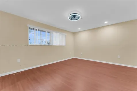 9745 NW 37th Street Sunrise FL 33351