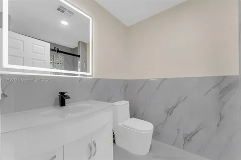 9745 NW 37th Street Sunrise FL 33351