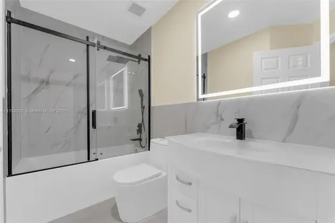9745 NW 37th Street Sunrise FL 33351