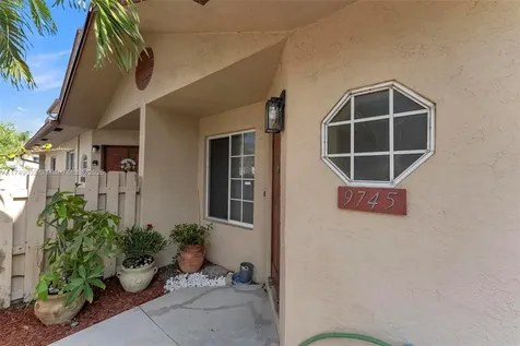 9745 NW 37th Street Sunrise FL 33351