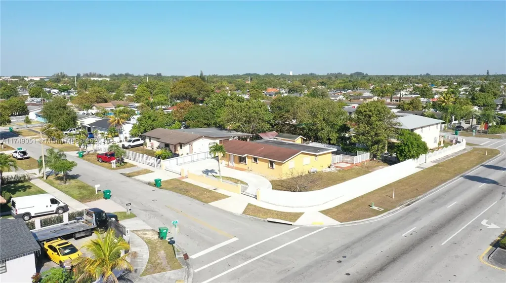 11715 SW 183rd Street Miami FL 33177
