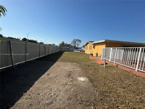11715 SW 183rd Street Miami FL 33177