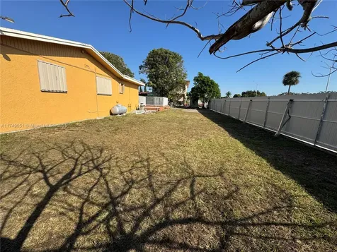 11715 SW 183rd Street Miami FL 33177