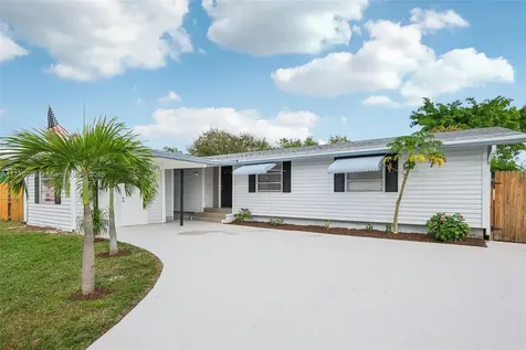 3883 Chickasha Road Lake Worth FL 33462