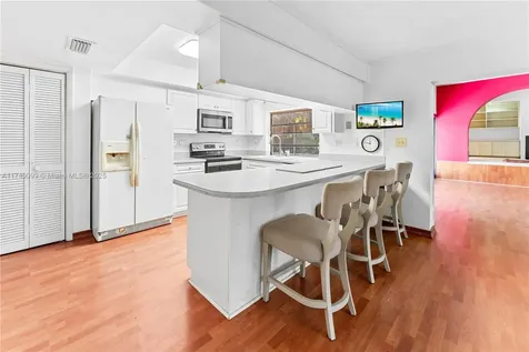 100 W Sunrise Avenue Coral Gables FL 33133