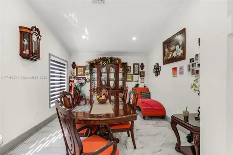 15902 SW 73rd Street Miami FL 33193