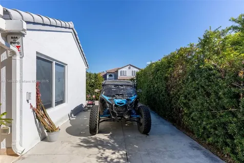 15902 SW 73rd Street Miami FL 33193
