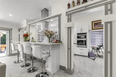 15902 SW 73rd Street Miami FL 33193