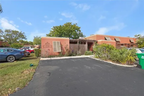 1400 Trellis Lane Pembroke Pines FL 33026