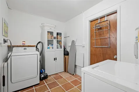 9220 SW 166th Terrace Palmetto Bay FL 33157