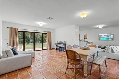 9220 SW 166th Terrace Palmetto Bay FL 33157