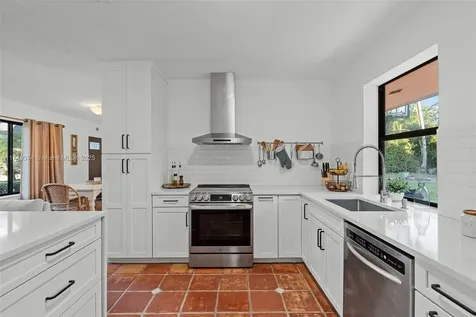 9220 SW 166th Terrace Palmetto Bay FL 33157
