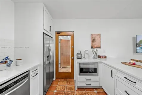 9220 SW 166th Terrace Palmetto Bay FL 33157
