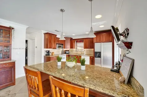 4819 Mckinley Street Hollywood FL 33021