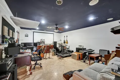 4819 Mckinley Street Hollywood FL 33021