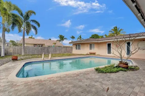 4819 Mckinley Street Hollywood FL 33021