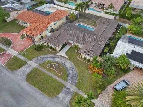 4819 Mckinley Street Hollywood FL 33021