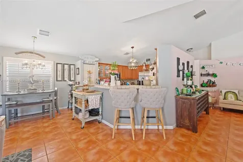 465 SW 198th Terrace Pembroke Pines FL 33029