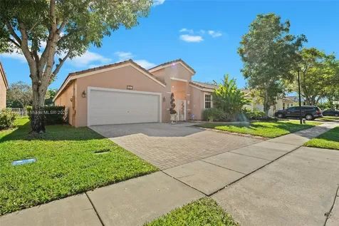 465 SW 198th Terrace Pembroke Pines FL 33029