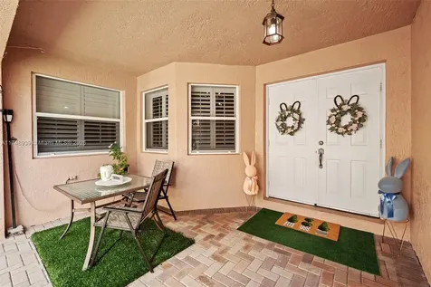 465 SW 198th Terrace Pembroke Pines FL 33029