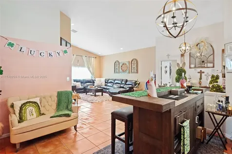 465 SW 198th Terrace Pembroke Pines FL 33029