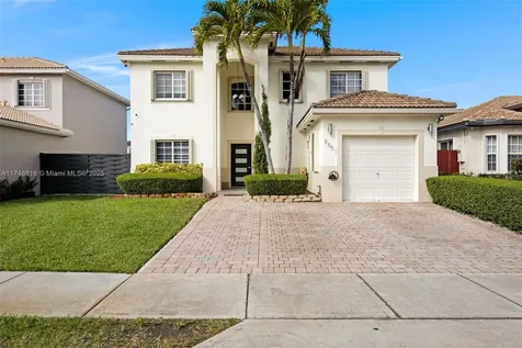 8851 SW 208th Terrace Cutler Bay FL 33189