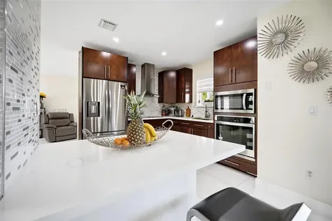 8851 SW 208th Terrace Cutler Bay FL 33189