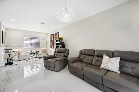 8851 SW 208th Terrace Cutler Bay FL 33189