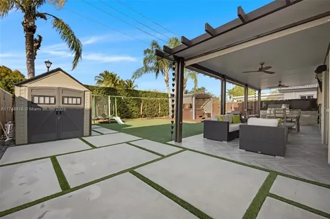 8851 SW 208th Terrace Cutler Bay FL 33189