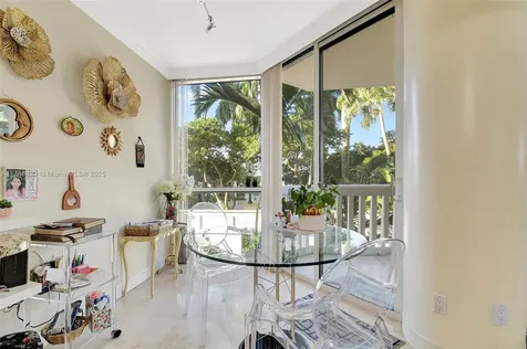 2000 Island Boulevard Aventura FL 33160