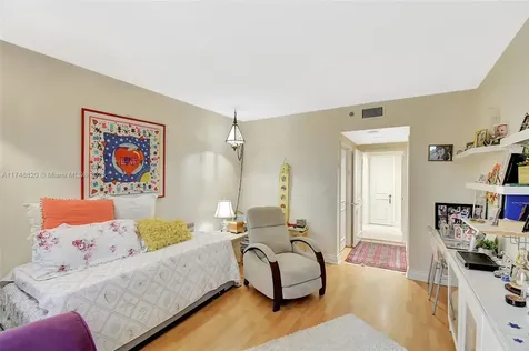 2000 Island Boulevard Aventura FL 33160