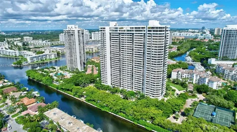 2000 Island Boulevard Aventura FL 33160