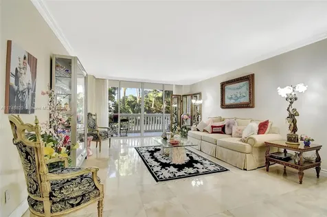 2000 Island Boulevard Aventura FL 33160