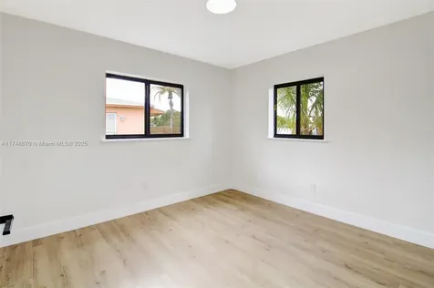 15305 SW 100th Court Miami FL 33157