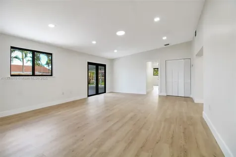 15305 SW 100th Court Miami FL 33157