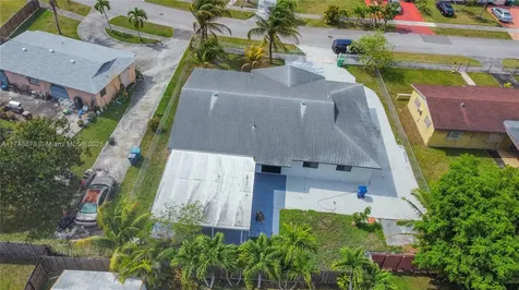 15305 SW 100th Court Miami FL 33157