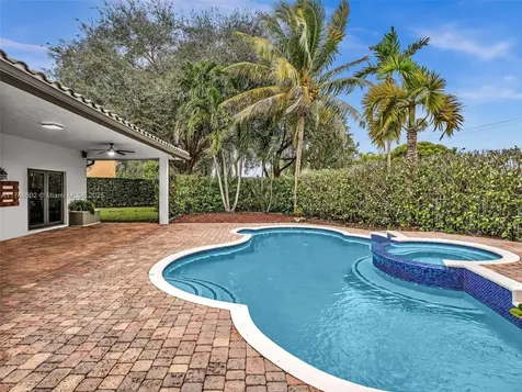 15821 SW 61st Street Davie FL 33331