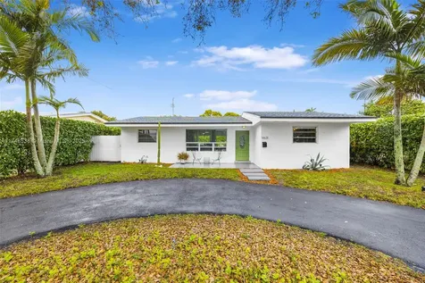 6631 Garfield Street Hollywood FL 33024
