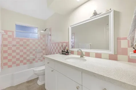 6631 Garfield Street Hollywood FL 33024