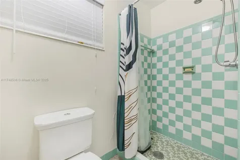 6631 Garfield Street Hollywood FL 33024